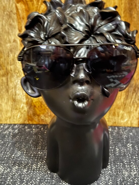 Quay Australia Vivienne Aviator Sunglasses, Black Smoke main image 10
